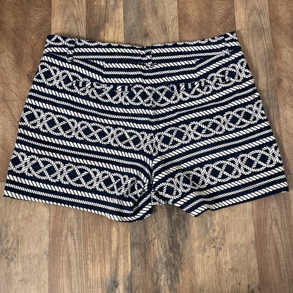 Crown & Ivy Nautical Rope Cotton Spandex Blend Navy and White 5” Shorts - Picture 2 of 9